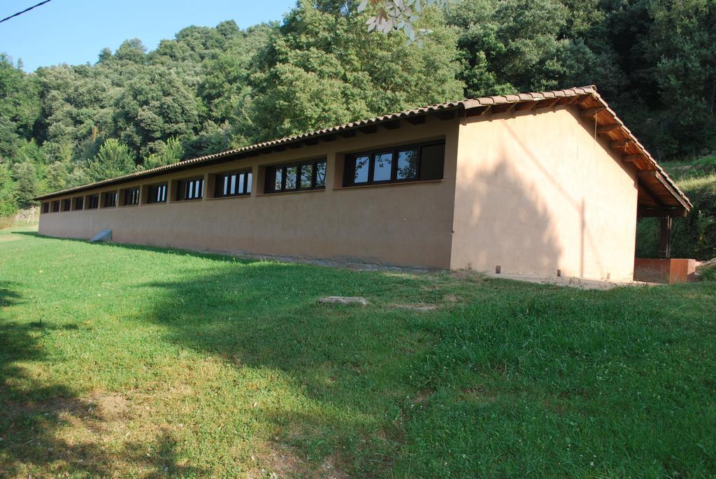 Casa De Colonies La Cadamont Hostel Sant Joan les Fonts Ruang foto